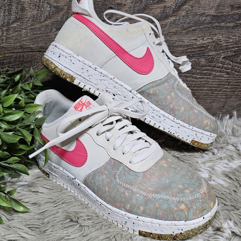 Nike Air Force 1 - Picture 2 of 13